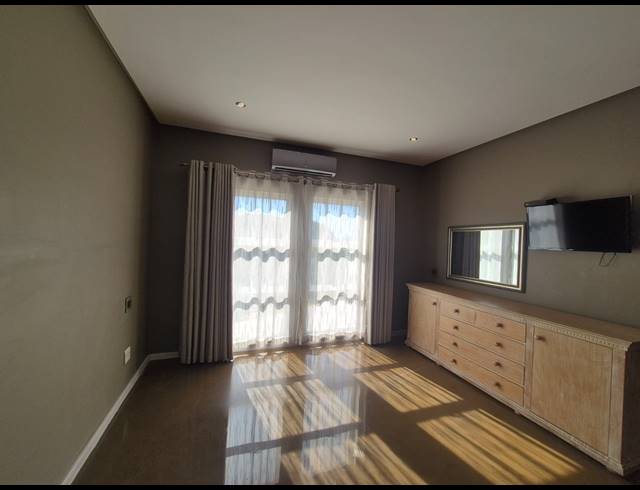 2 BEDROOM APARTMENT FOR SALE IN LA LUCIA